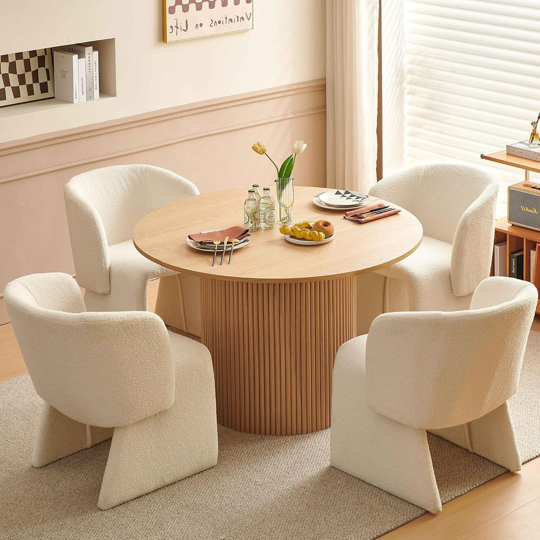 47.24-Inch Round Dining Table Fluted for 4-6 People, Modern Mid-Century Circle Kitchen Table with Two-Part Tabletop & Engineered Wood Stripe Columns Base, Oak Wood Veneer Tabletop, Metal Frame
