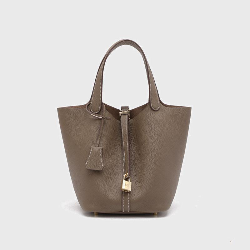 Picotin bagLadies' leather bag, leather handbag, natural textured cowhide material, leather backpack, casual multifunctional handbag with lock design, fashionable matching handbag for daily use, bucket bag,
